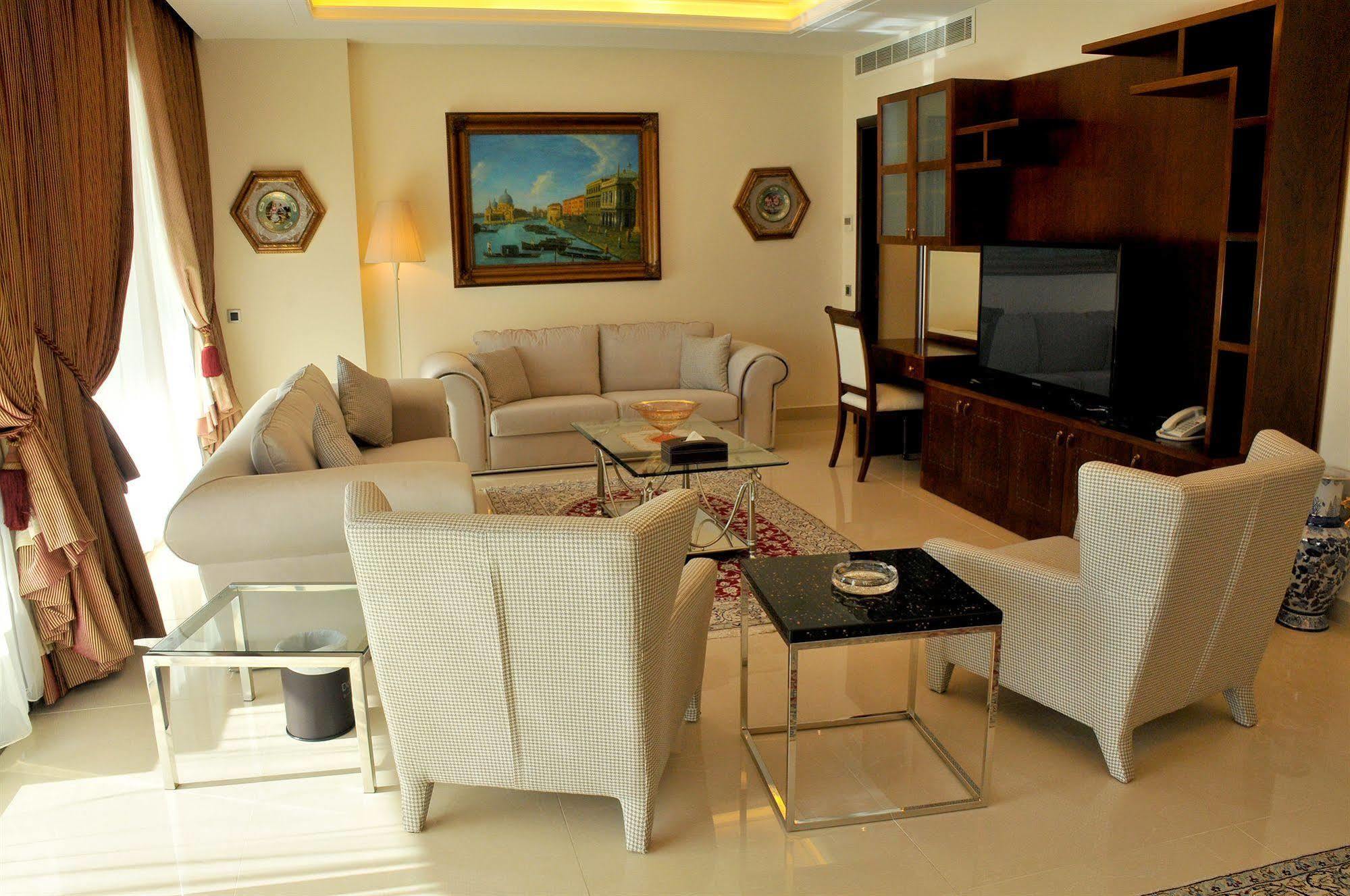 Dolphin Royal Hotel Beirut